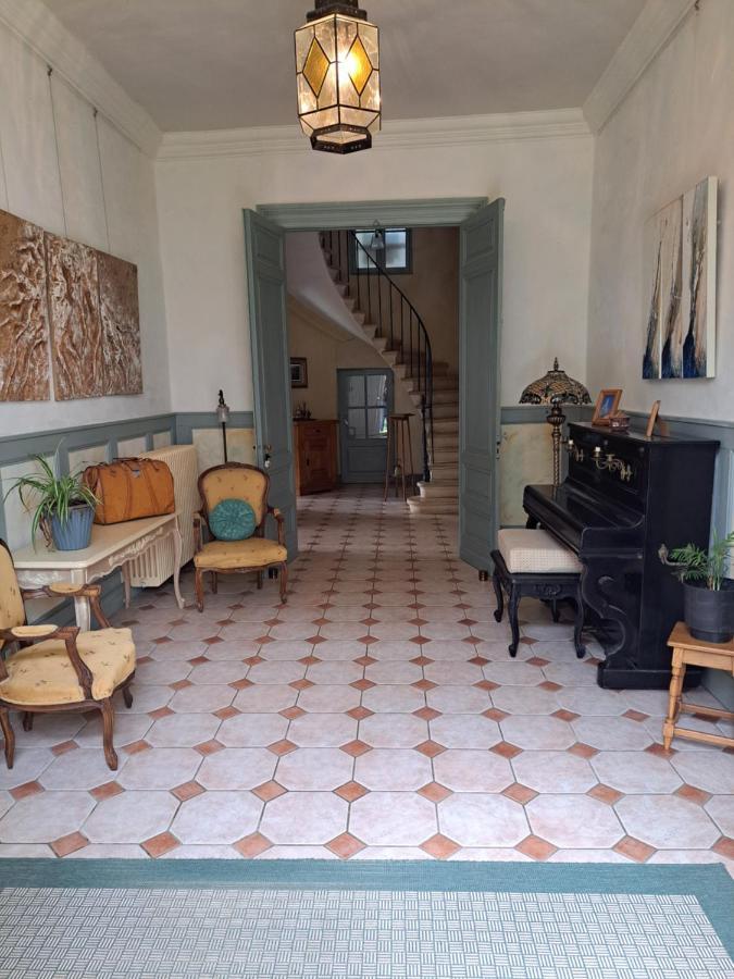 Chateau De La Comtesse Saint-Martin-Petit Kültér fotó